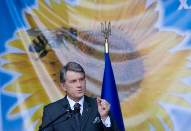 Виктор Ющенко: Медвед сказал – Гарант ответил