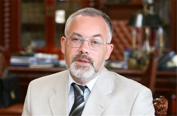 Дмитрий Табачник: Украина - народ к побегу готов