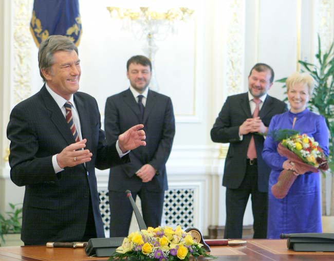 Президент Ющенко, первый помощник Третьяков, глава Секретариата Балога, секретарь РНБО Богатырева