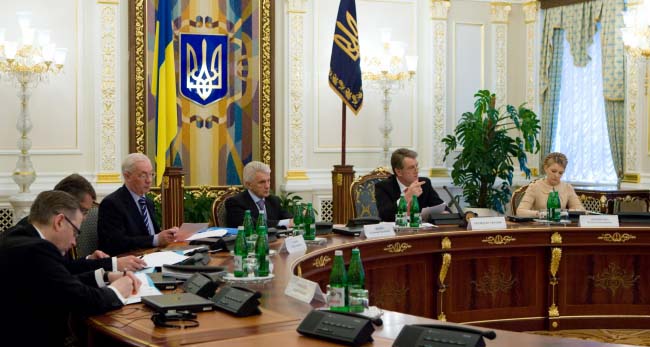 Азаров Литвин Ющенко Тимошенко - совещание по выходу из кризиса - Новости Украины, события в мире