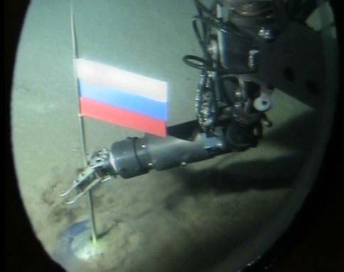 флаг россии под водой