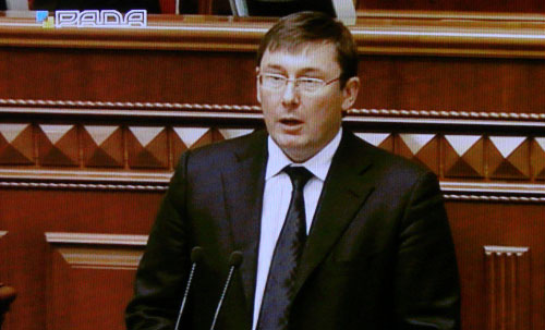 Педофилгейт: Медведько и Луценко отчитались о педофилах